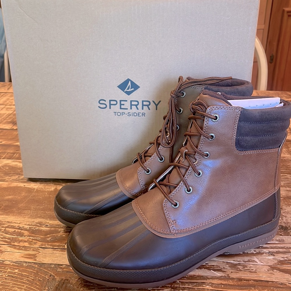 Sperry Men's Cold Bay Boots 12 medium
